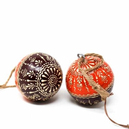 Mango Wood Ornament, Two-Tone Floral Design - Pack of 2