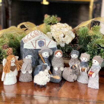 Felted Nativity 12-Piece Set - Image 2