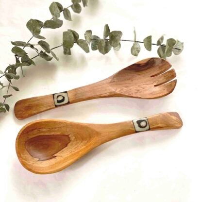 Olive Wood Serving Set, Small with Batik Inlay - Image 8