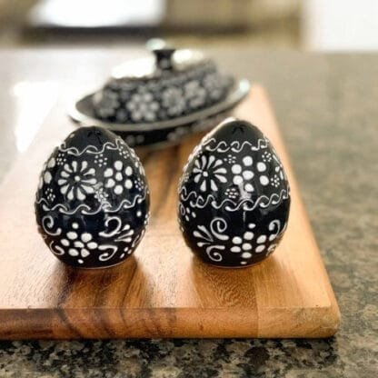 Encantada Handmade Pottery Spice Shakers, Ink - Image 7
