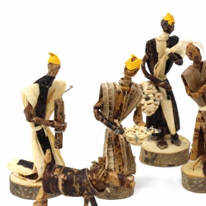 Banana Fiber Nativity Set - Esther Kariuki - Image 9