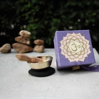 Mini Meditation Bowl Box: 2" Crown Chakra - DZI (Meditation) - Image 3
