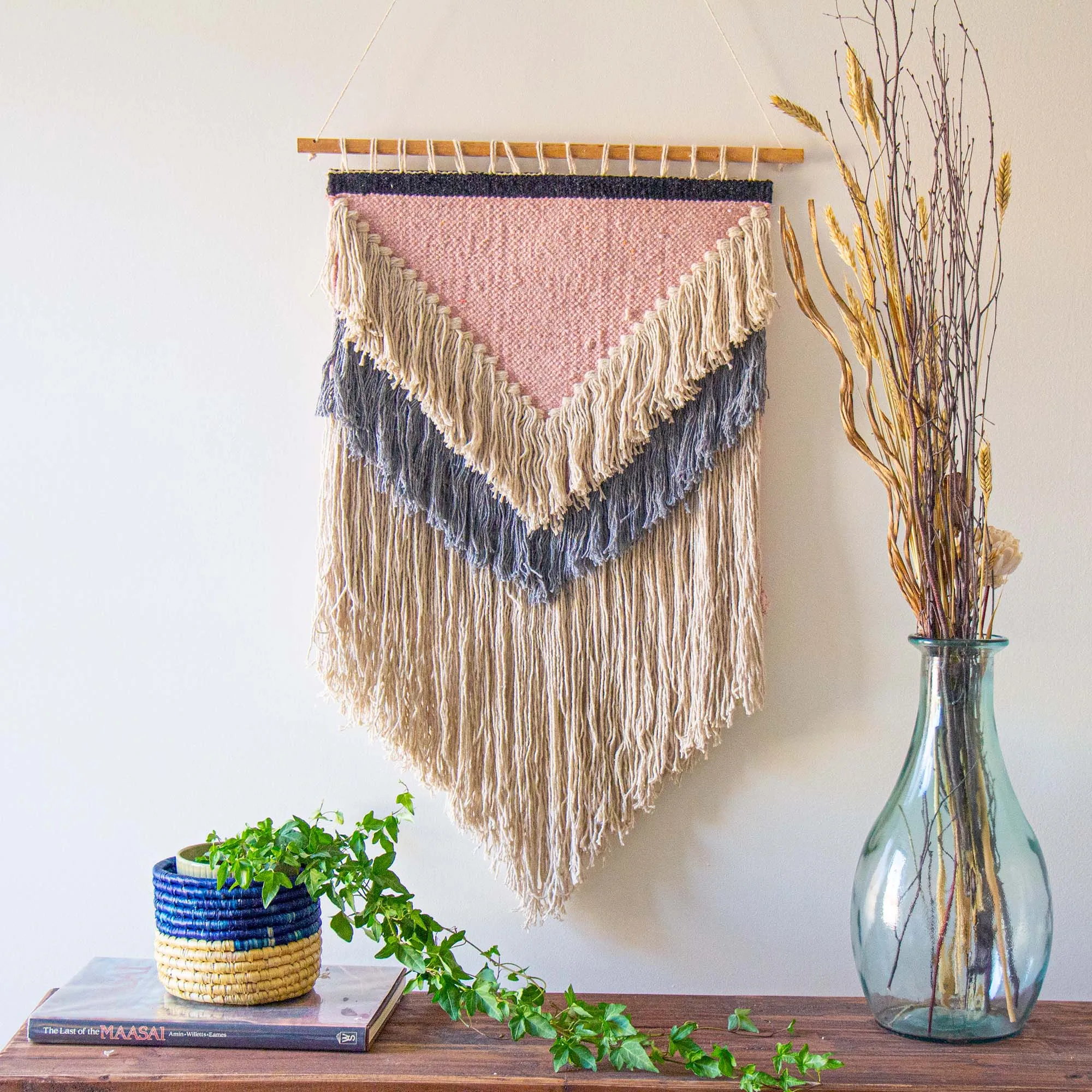 Handwoven Boho Wall Hanging, Pink with Cream Fringe - Image 3